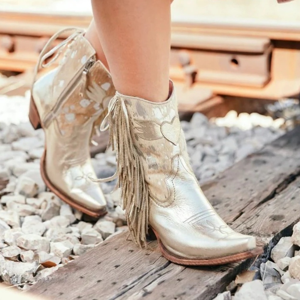 Junk Gypsy by Lane - Spirit Animal shorty boots, NWOT - Picture 2 of 15